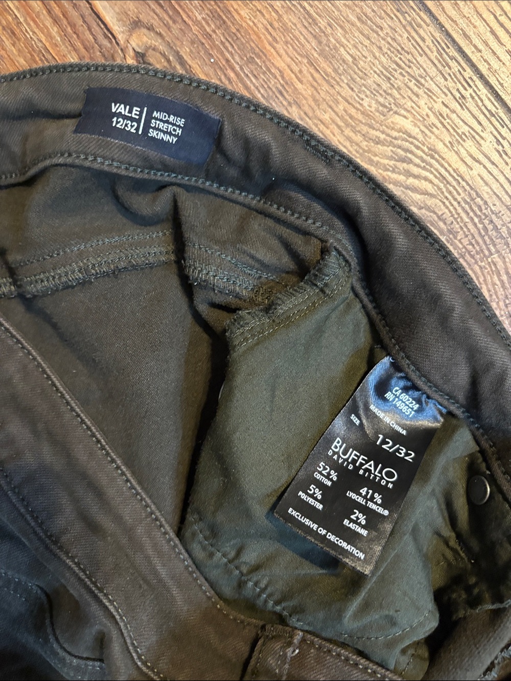 🤎Buffalo Jeans🤎 - Picture 3 of 4